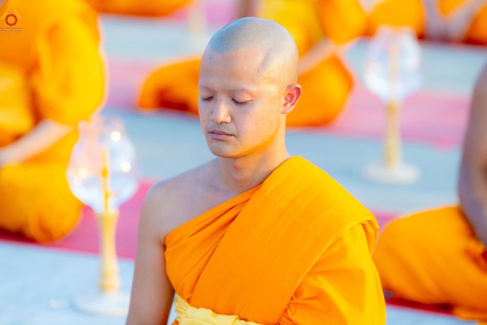 ภาพ No.307416:วันที่ 31 มกราคม พ.ศ. 2569 พิธีจุดประทีปธรรมถวายเป็นพุทธบูชา  และบูชาธรรมมหาปูชนียาจารย์ (ภาพชุดที่ 2) ณ วัดพระธรรมกาย ปทุมธานี ในโครงการธรรมยาตรา กตัญญูบูชา มหาปูชนียาจารย์ พระมงคลเทพมุนี(สด จนฺทสโร) พระผู้ปราบมาร อนุสรณ์สถาน 7 แห่ง ปีที่ 14