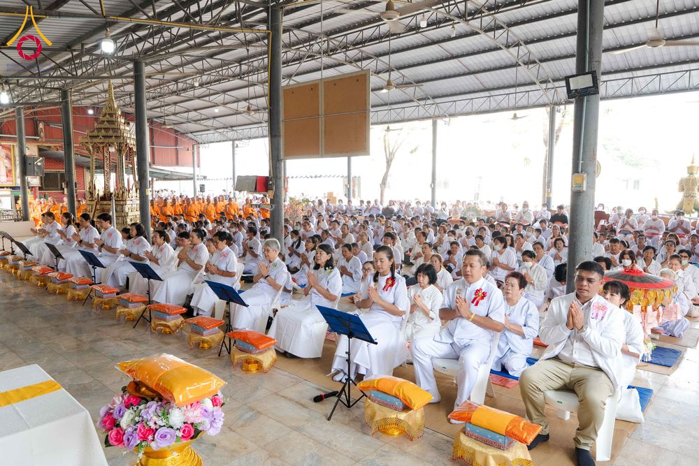 ภาพ No.299032:วันที่ 20 มกราคม พ.ศ. 2569 พิธีทอดผ้าป่าทำนุบำรุงศาสนสถาน ณ วัดใหม่นพรัตน์ ต.เนินพระปรางค์ อ.สองพี่น้อง จ.สุพรรณบุรี ในโครงการธรรมยาตรา กตัญญูบูชา มหาปูชนียาจารย์ พระมงคลเทพมุนี(สด จนฺทสโร) พระผู้ปราบมาร อนุสรณ์สถาน 7 แห่ง ปีที่ 14