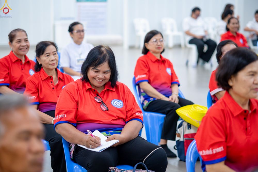 ภาพ No.321104:วันที่ 10 เมษายน พ.ศ.2569 โครงการส่งเสริมและสนับสนุนการเรียนรู้สำหรับผู้สูงอายุ ประจำปีงบประมาณ พ.ศ.2569 จัดโดย ฝ่ายสังคมสงเคราะห์ กองสวัสดิการสังคม องค์การบริหารตำบลคลองสาม จ.ปทุมธานี ณ วัดพระธรรมกาย