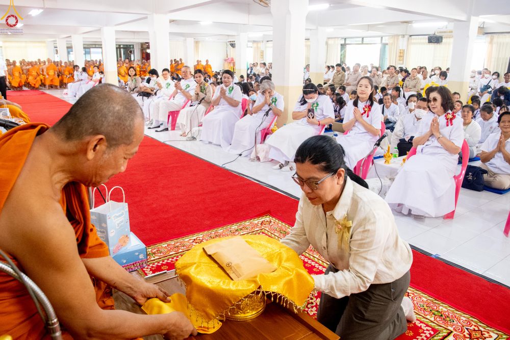 ภาพ No.293096:วันที่ 12 มกราคม พ.ศ. 2569 พิธีทอดผ้าป่าทำนุบำรุงศาสนสถาน ณ วัดไผ่โรงวัว ต.บางตาเถร อ.สองพี่น้อง จ.สุพรรณบุรี ในโครงการธรรมยาตรา กตัญญูบูชา มหาปูชนียาจารย์ พระมงคลเทพมุนี(สด จนฺทสโร) พระผู้ปราบมาร อนุสรณ์สถาน 7 แห่ง ปีที่ 14