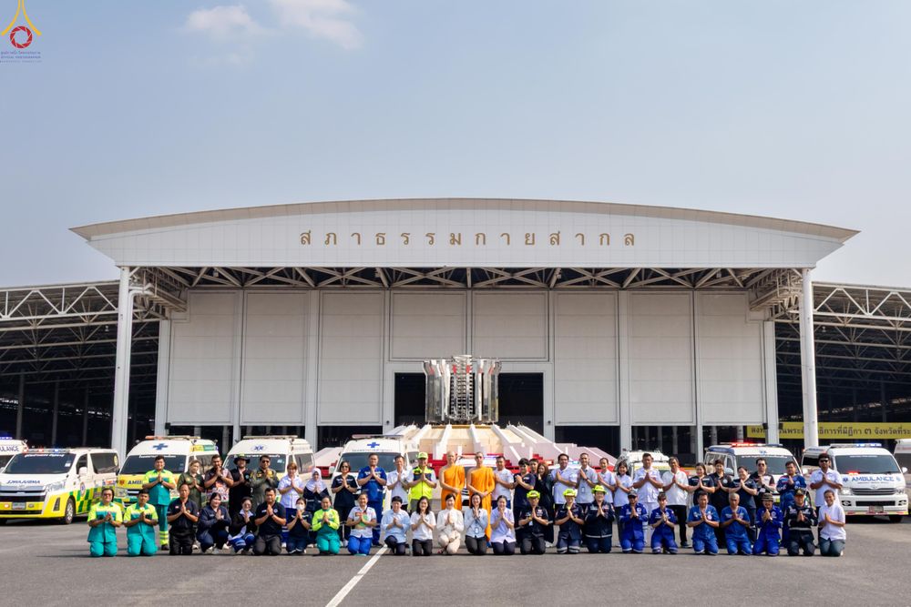 ภาพ No.323221:วันที่ 20 เมษายน พ.ศ.2569 การเตรียมงานของบุคลากรทางการแพทย์ , จุดลงทะเบียนพระสังฆาธิการ , วางกล่องไทยธรรม เพื่องานถวายมหาสังฆทาน 40,000 กว่าวัดทั่วประเทศ วันคุ้มครองโลก 22 เมษายน พ.ศ.2569 วัดพระธรรมกาย