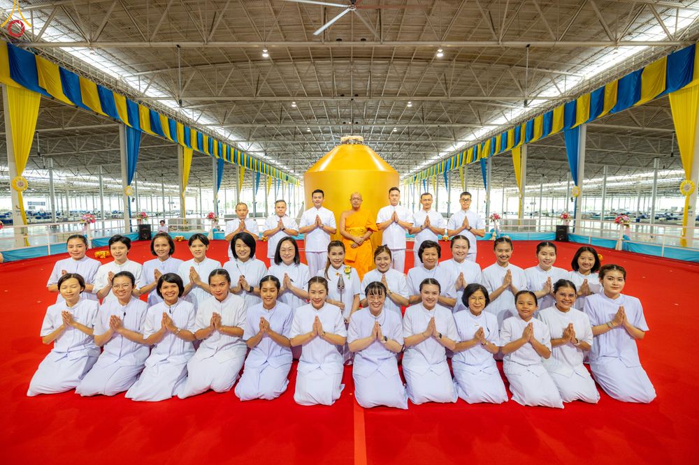 ภาพ No.342751:วันอาทิตย์ที่ 9 สิงหาคม พ.ศ.2569 พิธีจุดเทียนใจ ไฟนิรันดร์ อนันตชัย ณ รัตนบัลลังก์ วัดพระธรรมกาย