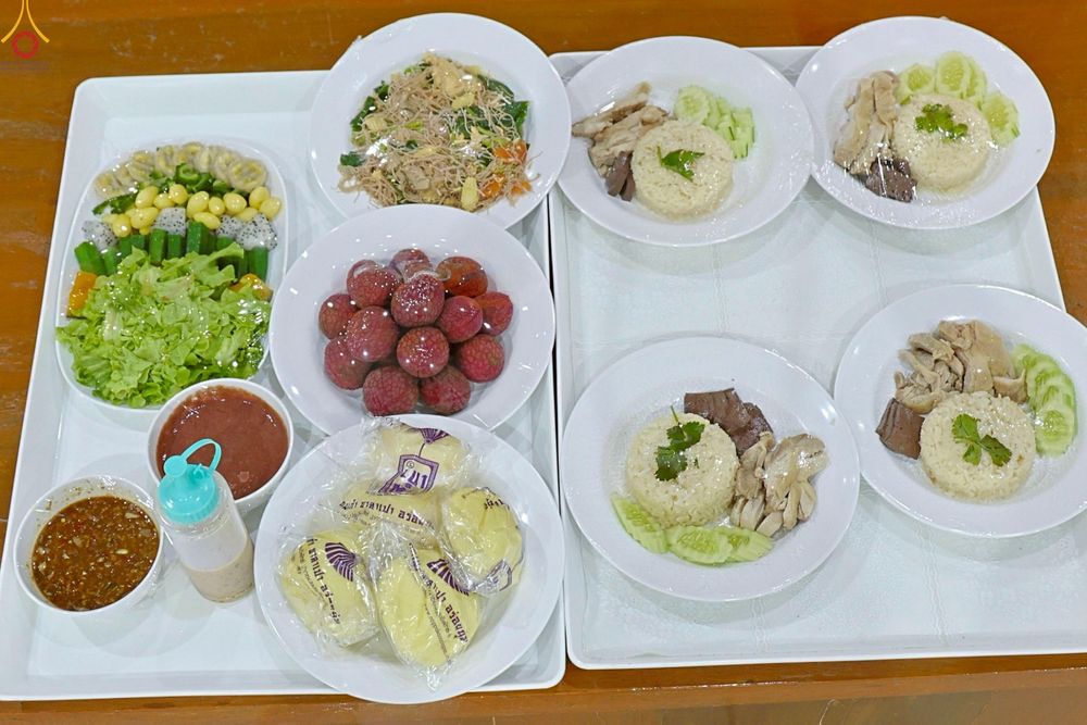 ภาพ No.230376:วันที่ 28 มิถุนายน พ.ศ. 2568 พิธีถวายภัตตาหารเมนูสวรรค์ เพื่อการบรรลุธรรม ณ หอฉันคุณยายอาจารย์ฯ วัดพระธรรมกาย