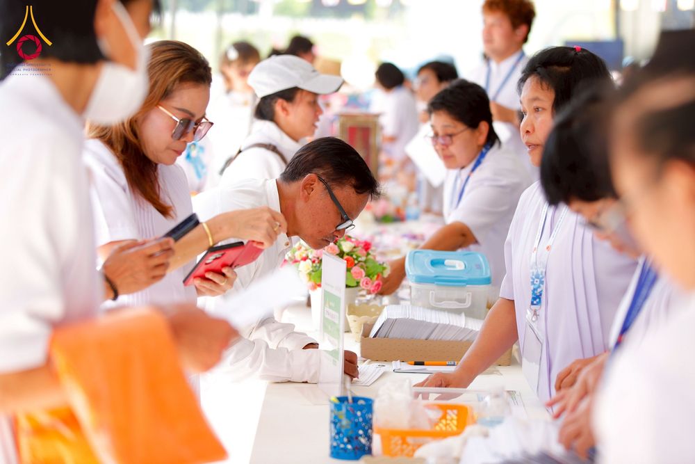 ภาพ No.274899:วันอาทิตย์ที่ 30 พฤศจิกายน พ.ศ. 2568 พิธีทอดผ้าป่า "สร้างองค์พระเจดีย์เพื่อสร้างสันติภาพโลก" ณ ศูนย์ปฏิบัติธรรมระยอง (บ้านช่องลม)