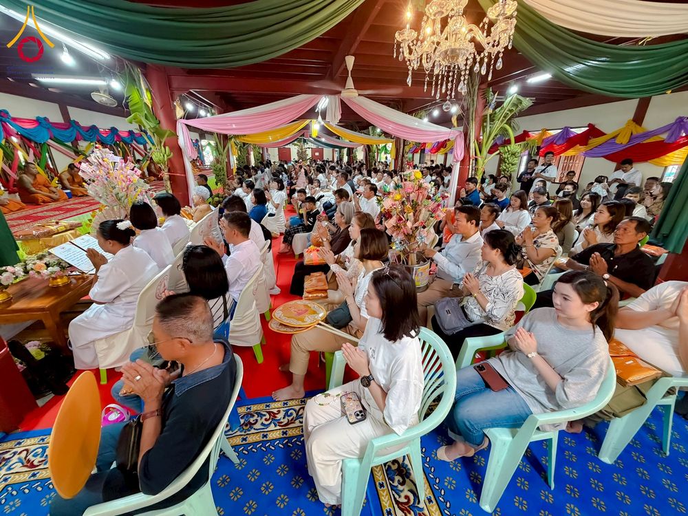 ภาพ No.273436:วันที่ 2 พฤศจิกายน พ.ศ. 2568 พิธีทอดกฐินสามัคคีทั่วไทย วัดโฆสิตาราม ต.บางเลน อ.บางเลน จ.นครปฐม โดยคณะศิษยานุศิษย์ บูชาธรรม 81 ปี หลวงพ่อธัมมชโย