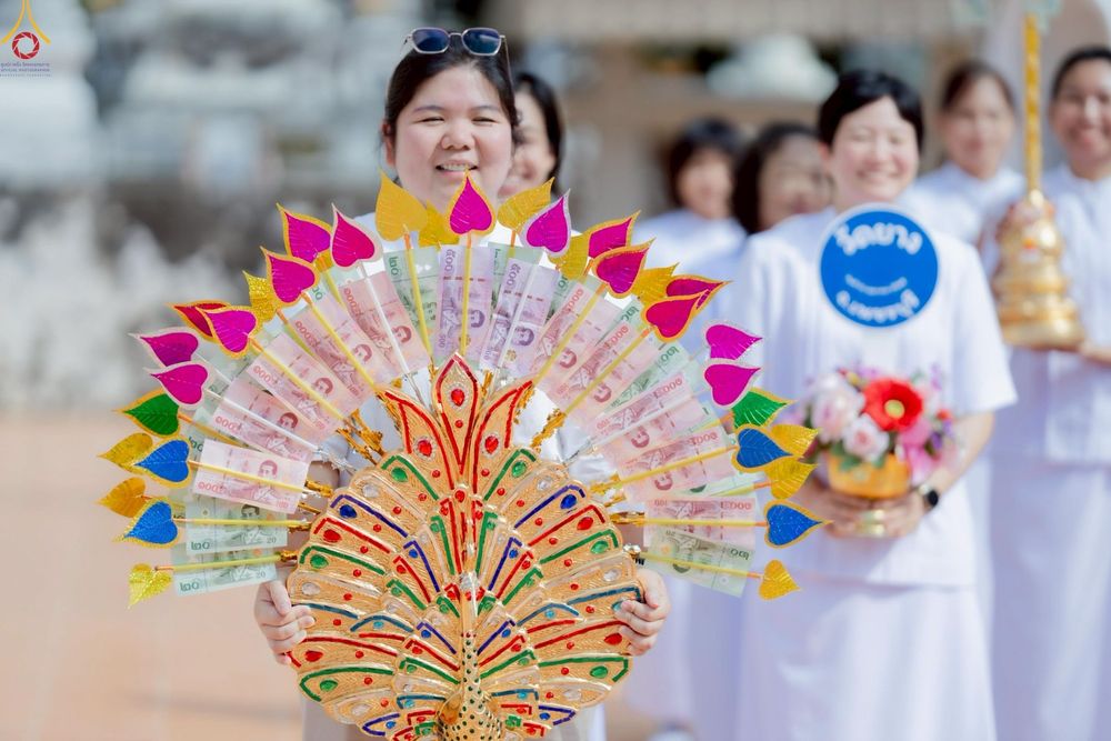 ภาพ No.253814:วันที่ 11 ตุลาคม พ.ศ. 2568 พิธีทอดกฐินสามัคคีทั่วไทย 30,000 วัด โดยคณะศิษยานุศิษย์ บูชาธรรม 81 ปี หลวงพ่อธัมมชโย ณ วัดยาง อ.เมือง จ.เพชรบุรี