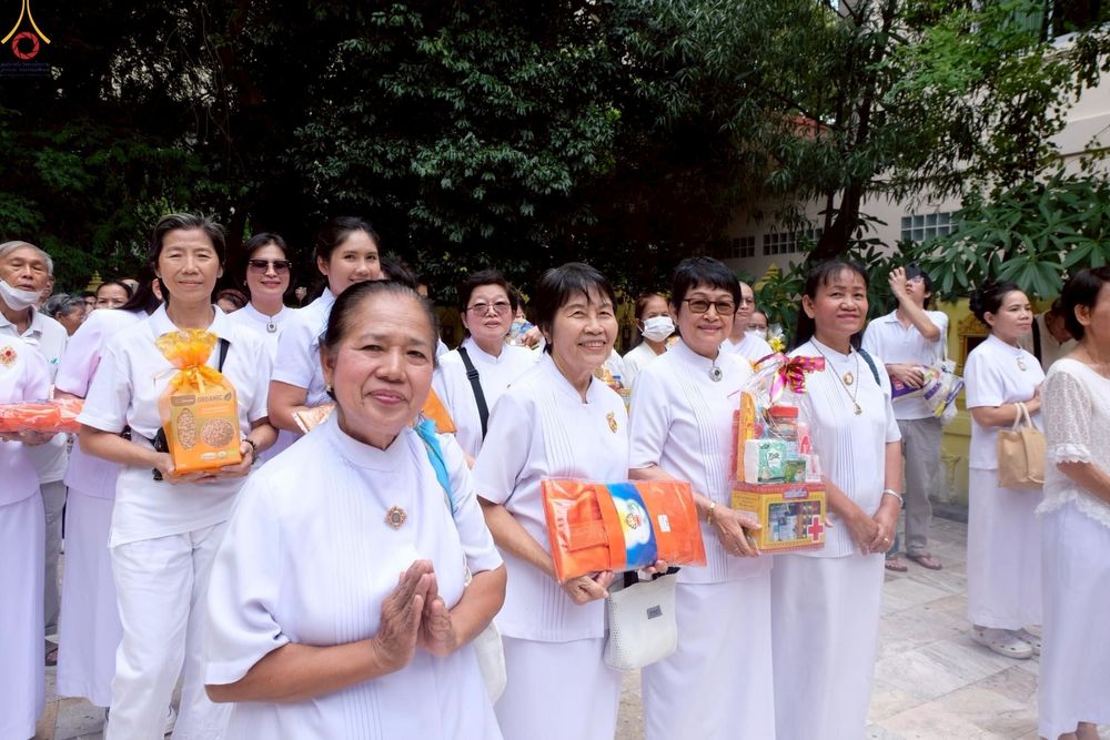 ภาพ No.264928:วันที่ 23 ตุลาคม พ.ศ. 2568 พิธีทอดกฐินสามัคคีทั่วไทย 30,000 วัด โดยคณะศิษยานุศิษย์ บูชาธรรม 81 ปี หลวงพ่อธัมมชโย ณ วัดด่าน กรุงเทพมหานครฯ