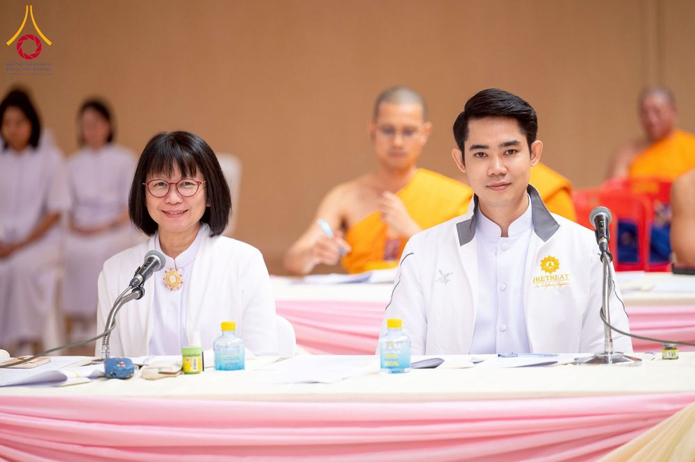 ภาพ No.272828:วันอาทิตย์ที่ 23 พฤศจิกายน พ.ศ.2568 พิธีมุทิตาสักการะ พระมหาเถระและพระเถระ ประจำปีพุทธศักราช 2568 ณ ห้องแก้วสารพัดนึก 2 สภาธรรมกายสากล  วัดพระธรรมกาย