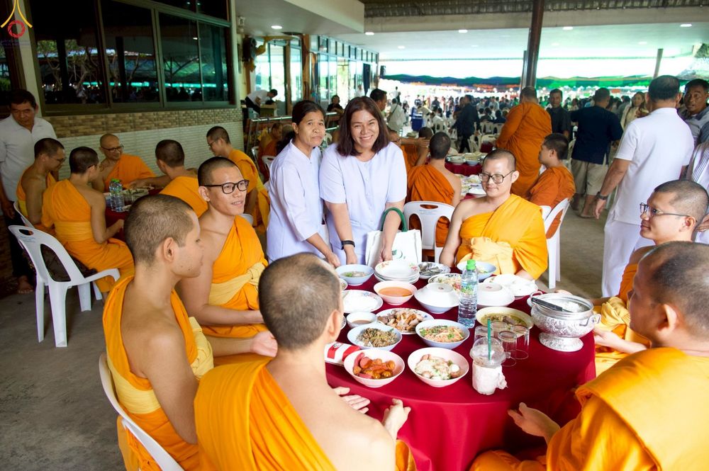 ภาพ No.272314:วันที่ 1 พฤศจิกายน พ.ศ. 2568 พิธีทอดกฐินสามัคคีทั่วไทย ณ วัดสนามสุทธาวาส อ.ปากท่อ จ.ราชบุรี โดยคณะศิษยานุศิษย์ บูชาธรรม 81 ปี หลวงพ่อธัมมชโย