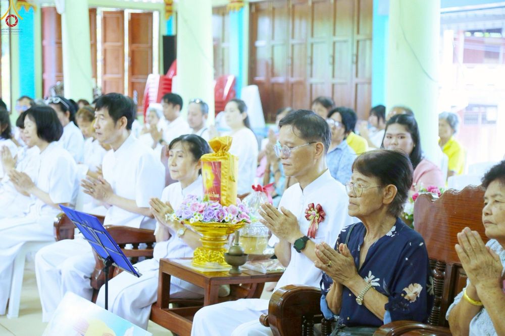 ภาพ No.269849:วันที่ 11 ตุลาคม พ.ศ. 2568 พิธีทอดกฐินสามัคคีทั่วไทย ณ วัดโพงพาง อ.เมือง จ.สมุทรสงคราม โดยคณะศิษยานุศิษย์ บูชาธรรม 81 ปี หลวงพ่อธัมมชโย