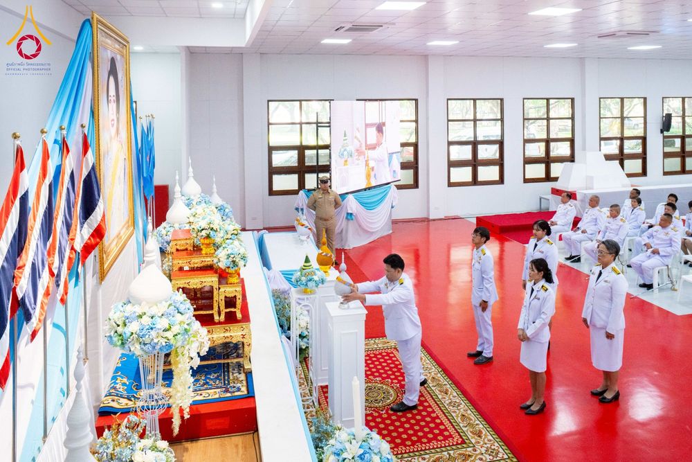 ภาพ No.237685:พิธีถวายเครื่องราชสักการะและวางพานพุ่ม และพิธีจุดเทียนถวายพระพรชัยมงคล เนื่องในโอกาสวันเฉลิมพระชนมพรรษา สมเด็จพระนางเจ้าสิริกิติ์ พระบรมราชินีนาถ พระบรมราชชนนีพันปีหลวง วันอังคารที่ 12 สิงหาคม พ.ศ. 2568  ณ อาคารปลูกศรัทธา 2 วัดพระธรรมกาย