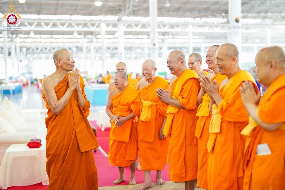 ภาพ No.185207:พิธีถวายมหาสังฆทาน 1,000 วัด ในวาระอายุวัฒนมงคล 84 ปี หลวงพ่อทัตตชีโว วันอาทิตย์ที่ 22 ธันวาคม พ.ศ. 2567 ณ สภาธรรมกายสากล วัดพระธรรมกาย