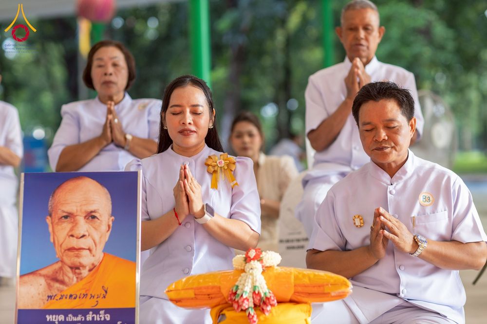 ภาพ No.244643:วันเสาร์ที่ 6 กันยายน พ.ศ. 2568 พิธีขอขมา-รับผ้าไตรของนาคธรรมทายาท โครงการอุปสมบทหมู่บูชาธรรมครบรอบ 108 ปี  วันครูผู้ค้นพบวิชชาธรรมกาย ณ โบสถ์พระไตรปิฎก วัดพระธรรมกาย