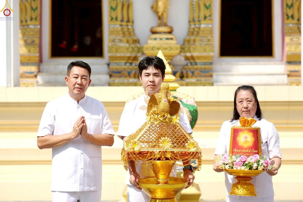 ภาพ No.265356:วันที่ 23 ตุลาคม พ.ศ. 2568 พิธีทอดกฐินสามัคคีทั่วไทย ณ วัดไทรม้าเหนือ ต.ไทรม้า อ.เมืองนนทบุรี จ.นนทบุรี โดยคณะศิษยานุศิษย์ บูชาธรรม 81 ปี หลวงพ่อธัมมชโย