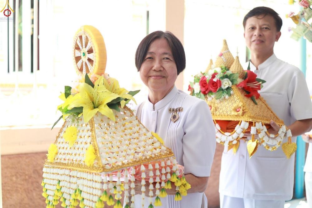 ภาพ No.254966:วันที่ 12 ตุลาคม พ.ศ. 2568 พิธีทอดกฐินสามัคคีทั่วไทย 30,000 วัด โดยคณะศิษยานุศิษย์ บูชาธรรม 81 ปี หลวงพ่อธัมมชโย ณ วัดสุทธาวาส กรุงเทพมหานคร