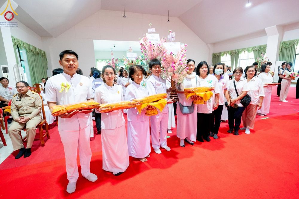 ภาพ No.199092:พิธีทอดผ้าป่าทำนุบำรุงศาสนสถาน ณ วัดไร่ขิง ตำบลไร่ขิง อำเภอสามพราน จังหวัดนครปฐม ในโครงการธรรมยาตรา กตัญญูบูชา มหาปูชนียาจารย์ พระมงคลเทพมุนี(สด จนฺทสโร) พระผู้ปราบมาร อนุสรณ์สถาน 7 แห่ง ปีที่ 13 วันที่ 21 มกราคม พ.ศ. 2568