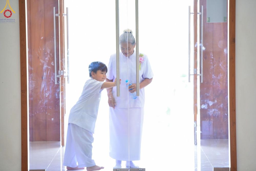 ภาพ No.133305:พิธีบรรพชาสามเณร ในโครงการบรรพชาสามเณร ฟื้นฟูพระพุทธศาสนาทั่วไทย ณ ศูนย์ปฏิบัติธรรมจันทบุรี วันพุธที่ 3 เมษายน พ.ศ. 2567
