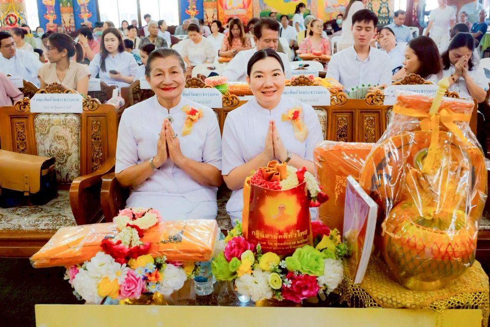 ภาพ No.254706:วันที่ 12 ตุลาคม พ.ศ. 2568 พิธีทอดกฐินสามัคคีทั่วไทย 30,000 วัด โดยคณะศิษยานุศิษย์ บูชาธรรม 81 ปี หลวงพ่อธัมมชโย ณ วัดครุนอก อ.พระประแดง จ.สมุทรปราการ