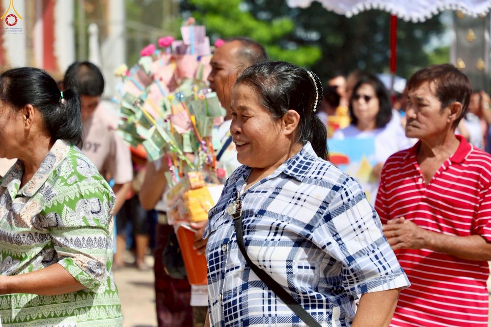 ภาพ No.258697:วันที่ 19 ตุลาคม พ.ศ. 2568 พิธีทอดกฐินสามัคคีทั่วไทย 30,000 วัด โดยคณะศิษยานุศิษย์ บูชาธรรม 81 ปี หลวงพ่อธัมมชโย ณ วัดปู่เจ้า อ. ศรีประจันต์ จ. สุพรรณบุรี