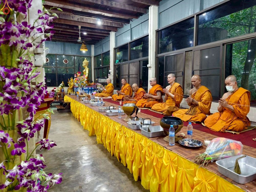 ภาพ No.252664:วันที่ 12 ตุลาคม พ.ศ. 2568 พิธีทอดกฐินสามัคคีทั่วไทย 30,000 วัด โดยคณะศิษยานุศิษย์ บูชาธรรม 81 ปี หลวงพ่อธัมมชโย ณ วัดปลักไม้ลาย จ.นครปฐม