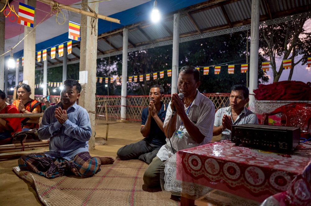 ภาพ No.261592:วันที่ 19 ตุลาคม พ.ศ. 2568 พิธีทอดกฐินสมทบ วัดกัลยาณมิตรต่างประเทศ บูชาธรรม 81 ปี หลวงพ่อธัมมชโย ณ วัดสารนาถ เมืองคาร์การชารี ประเทศบังกลาเทศ 