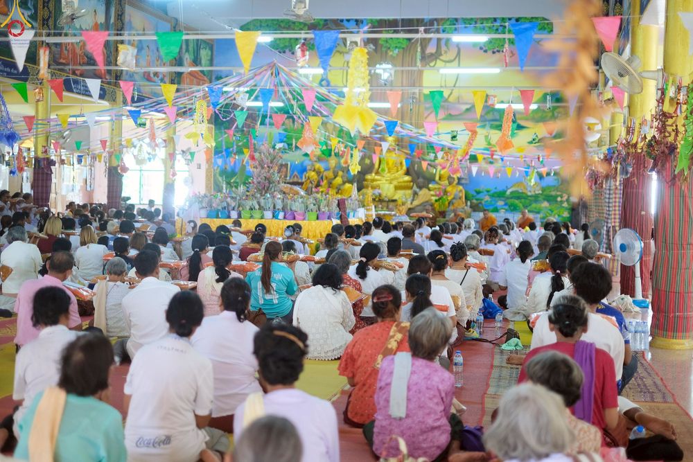 ภาพ No.270451:วันที่ 22 ตุลาคม พ.ศ. 2568 พิธีทอดกฐินสามัคคีทั่วไทย ณ วัดกระโดนไม้แดง ต.ชุมแสง อ.กระสัง จ.บุรีรัมย์ โดยคณะศิษยานุศิษย์ บูชาธรรม 81 ปี หลวงพ่อธัมมชโย