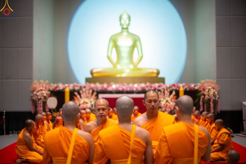 ภาพ No.84247:พิธีขอบรรพชา , พิธีขอสรณคมน์และศีล ,  พิธีรับบาตร , พิธีอุปสมบท ในโครงการบรรพชาอุปสมบทหมู่ธรรมทายาทรุ่นเข้าพรรษา และโครงการบรรพชาสามเณรโรงเรียนนานาชาติ รุ่นที่ 12 ณ โบสถ์พระไตรปิฎก วัดพระธรรมกาย วันที่ 22 กรกฎาคม พ.ศ. 2566