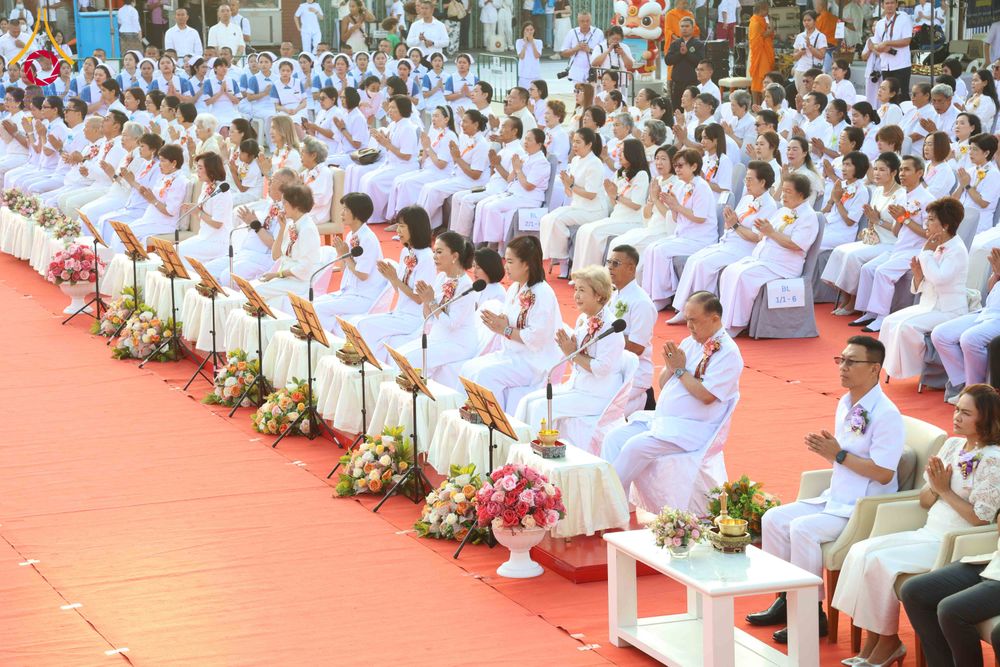 ภาพ No.312591:วันอาทิตย์ที่ 8 มีนาคม พ.ศ.2569 ทำบุญเมืองนครราชสีมา 558 ปี ตักบาตรพระ 10,000 รูป