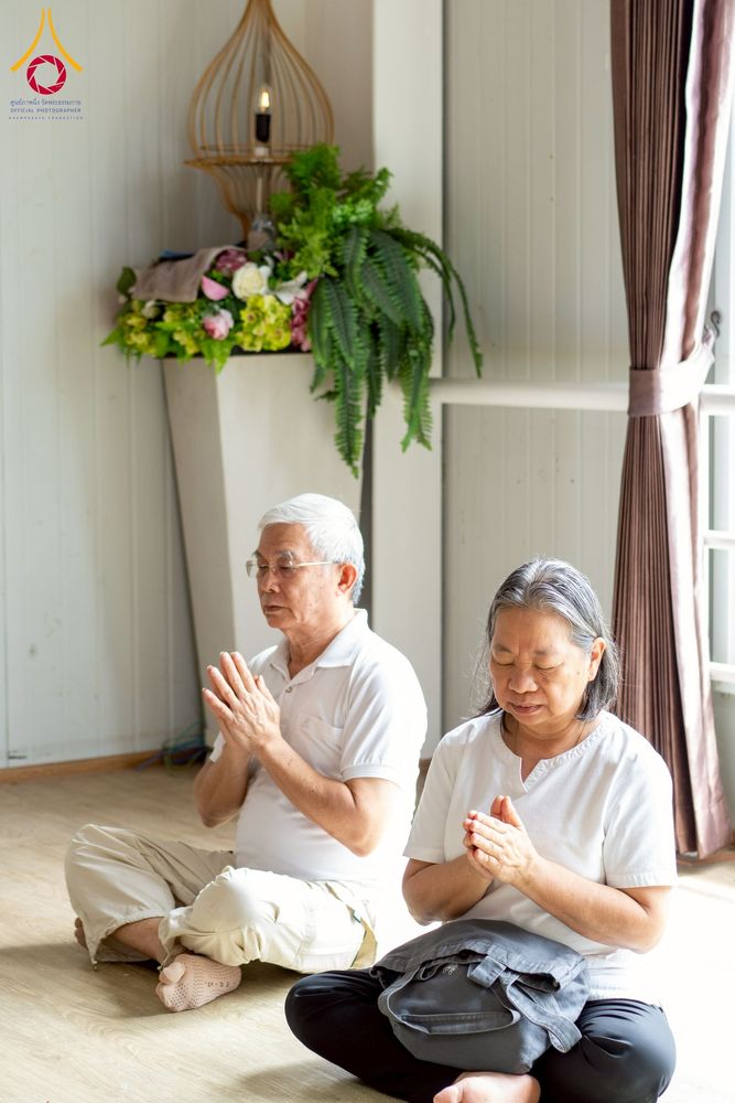 ภาพ No.254834:วันที่ 15 ตุลาคม พ.ศ. 2568 พิธีบรรจุพระบรมสารีริกธาตุภายในพระเกตุองค์พระประธาน สมโภชพระประธาน พระธรรมกาย ณ ศูนยอบรมเยาวชนกาญจนบุรี