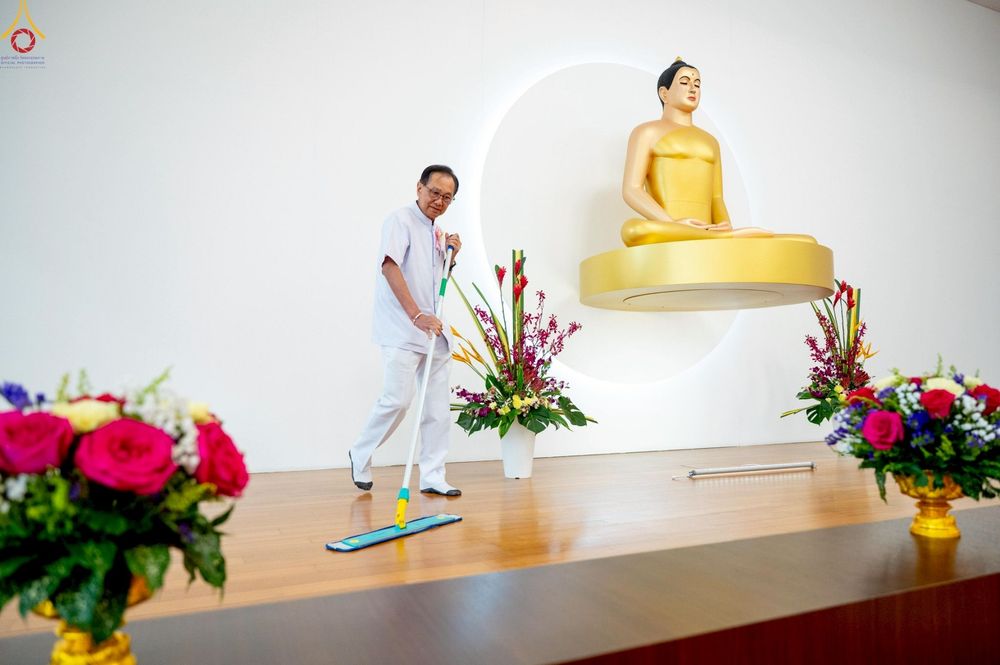 ภาพ No.254296:วันที่ 12 ตุลาคม พ.ศ. 2568 พิธีทอดกฐินสามัคคีวัดพระธรรมกายสิงคโปร์  新加坡法身寺功德衣法会 Dhammakaya Centre Singapore Kathina Ceremony  