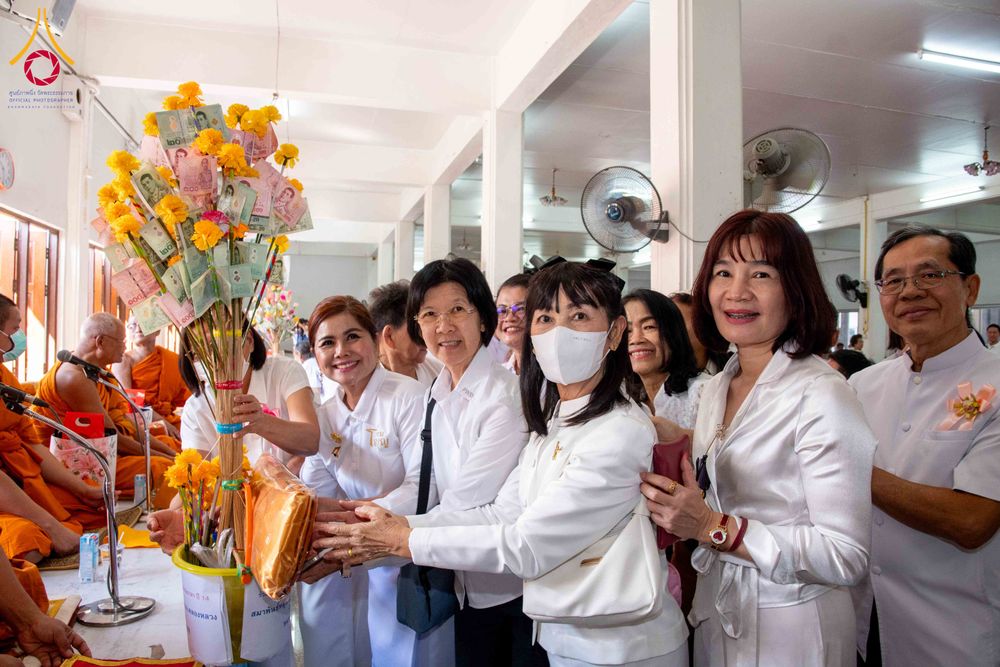 ภาพ No.305182:วันที่ 28 มกราคม พ.ศ. 2569 พิธีทอดผ้าป่าทำนุบำรุงศาสนสถาน ณ วัดเกิดการอุดม อ.คลองหลวง จ.ปทุมธานี ในโครงการธรรมยาตรา กตัญญูบูชา มหาปูชนียาจารย์ พระมงคลเทพมุนี(สด จนฺทสโร) พระผู้ปราบมาร อนุสรณ์สถาน 7 แห่ง ปีที่ 14