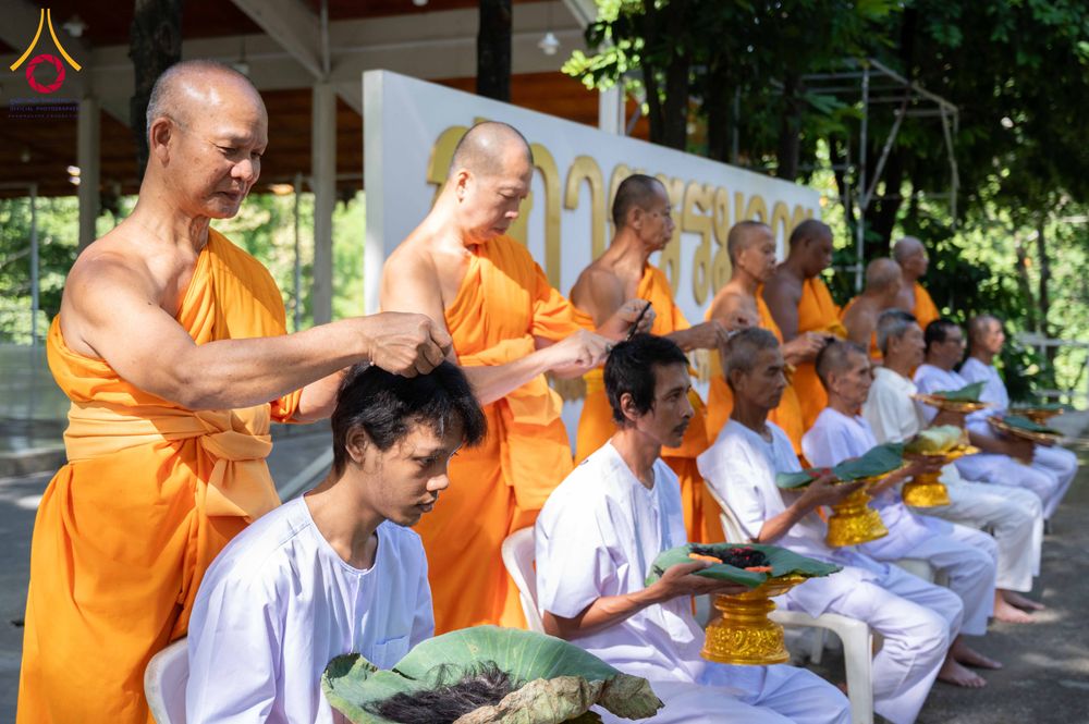 ภาพ No.341656:วันเสาร์ที่ 25 กรกฎาคม พ.ศ. 2569 พิธีตัดปอยผม ปลงผม พิธีบรรพชาอุปสมบทหมู่  โครงการบรรพชาอุปสมบทหมู่ รุ่นเข้าพรรษา ประจำปี 2569 ณ ศูนย์ปฏิบัติธรรมบุญประสาน จังหวัดนครราชสีม