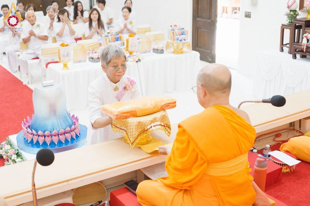ภาพ No.345998:วันเสาร์ที่ 22 สิงหาคม พ.ศ. 2569  พิธีทอดผ้าป่าเพื่อสร้างอาคาร 84 ปี หลวงพ่อธัมมชโยและถวายคิลานเภสัชเนื่องในวันธรรมชัย  ณ วัดพระธรรมกายแคลิฟอร์เนีย  เมืองอาซูซา ประเทศสหรัฐอเมริกา