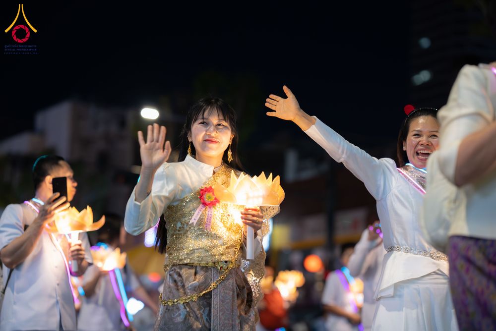 ภาพ No.328975:วันเสาร์ที่ 16 พฤษภาคม พ.ศ.2569 งานเทศกาลโคมวิสาขบูชานานาชาติ หรือ ยอนดึงฮเว  연등회 (Lotus Lantern Festival) ประจำปี 2569 ประเทศเกาหลีใต้