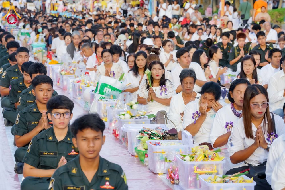 ภาพ No.313897:วันอาทิตย์ที่ 14 มีนาคม พ.ศ. 2569 ทำบุญเมืองหาดใหญ่ตักบาตรพระ 1,109 รูป เติมบุญใหญ่ หลังวิกฤตมหาอุทกภัย ณ ซุ้มประตูไชน่าทาวน์ ถนนศุภสารรังสรรค์ อ.หาดใหญ่ จ.สงขลา