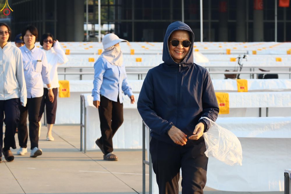 ภาพ No.320228:วันที่ 3-7 เมษายน พ.ศ.2569 การเตรียมงาน ณ ลานธรรม เพื่องานถวายมหาสังฆทาน 40,000 กว่าวัดทั่วประเทศ วันคุ้มครองโลก 22 เมษายน พ.ศ.2569 วัดพระธรรมกาย