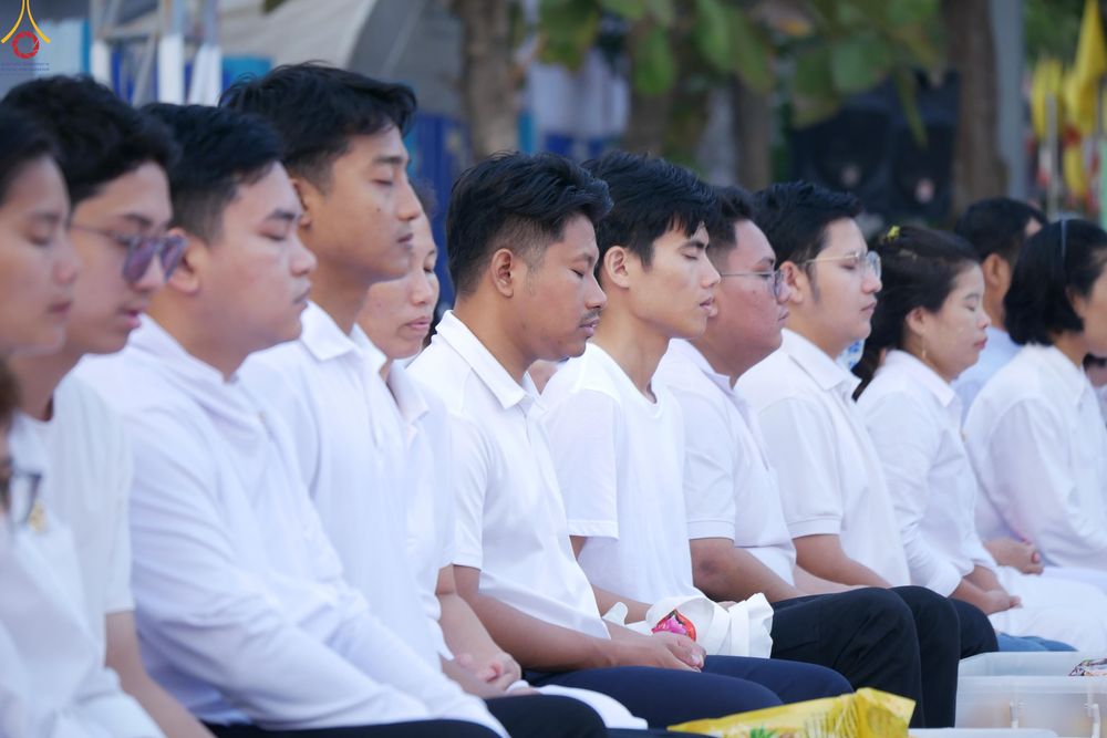 ภาพ No.297535:วันที่ 18 มกราคม พ.ศ. 2569 พิธีตักบาตรพระธรรมยาตรา ณ วัดโบสถ์บน ต.บางคูเวียง จ.นนทบุรี อนุสรณ์สถานลำดับที่ 4 สถานที่เกิดด้วยกายธรรม ในโครงการธรรมยาตรา กตัญญูบูชา มหาปูชนียาจารย์ พระมงคลเทพมุนี(สด จนฺทสโร) พระผู้ปราบมาร อนุสรณ์สถาน 7 แห่ง ปีที่ 14
