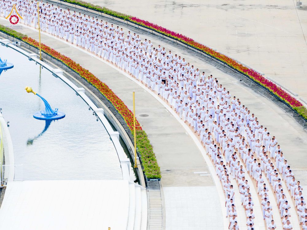 ภาพ No.350435:วันที่ 19-20 กันยายน พ.ศ. 2569 โครงการบรรพชาพัฒนาคุณธรรม จริยธรรม สำหรับนักเรียนนายสิบตำรวจ (นสต.) รุ่นที่ 16 ศูนย์ฝึกอบรมตำรวจภูธรภาค 1 ณ สภาธรรมกายสากล ห้องแก้วสารพัดนึก 2
