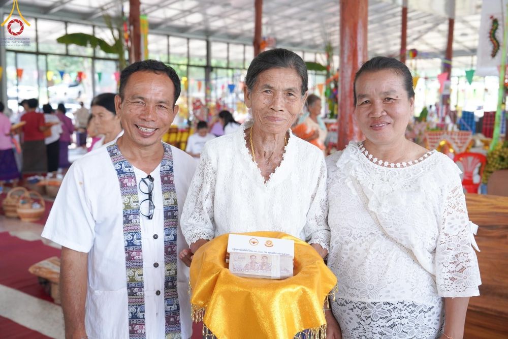 ภาพ No.168459:พิธีทอดกฐิน ณ วัดป่าศรีสุวรรณ จ.ชัยภูมิ ในโครงการกฐินสามัคคีทั่วไทย 30,000 วัด บูชาธรรม 80 ปี หลวงพ่อธัมมชโย โดยคณะศิษยานุศิษย์วัดพระธรรมกาย วันที่ 20 ตุลาคม พ.ศ. 2567