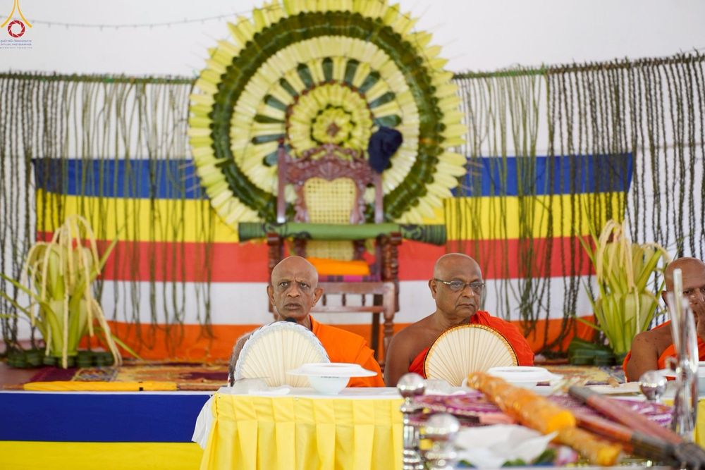 ภาพ No.264839:วันที่ 17 ตุลาคม พ.ศ. 2568 กฐินสมทบต่างประเทศ บูชาธรรม 81 ปี หลวงพ่อธัมมชโย ณ วัดศรีบุปผาราม เมืองปัลเลโปลา ประเทศศรีลังกา 