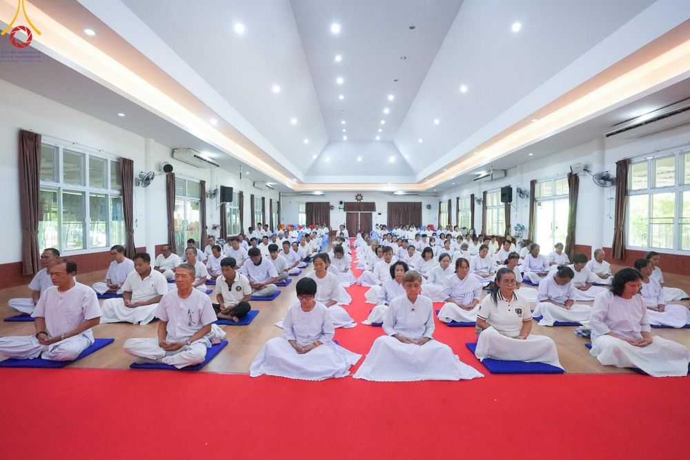 ภาพ No.153771:โครงการอบรมอุบาสก อุบาสิกาแก้ว รุ่นที่ 1 ผู้แทนทอดกฐินสามัคคี 30,000 วัดทั่วไทย ระหว่างวันที่ 6-8 กันยายน พ.ศ. 2567 ณ ศูนย์ปฏิบัติธรรมลำปาง