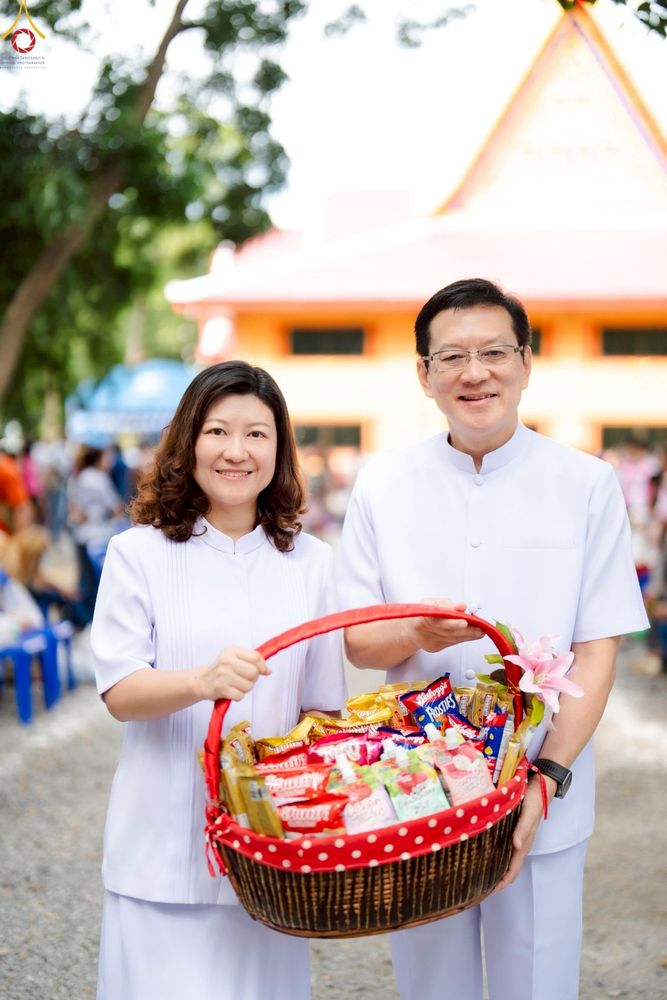 ภาพ No.250743:วันพุธที่ 8 ตุลาคม พ.ศ. 2568 พิธีทอดกฐินสามัคคีทั่วไทย 30,000 วัด โดยคณะศิษยานุศิษย์ บูชาธรรม 81 ปี หลวงพ่อธัมมชโย ณ วัดหนองโพธิ์ อ.กำแพงแสน จ.นครปฐม