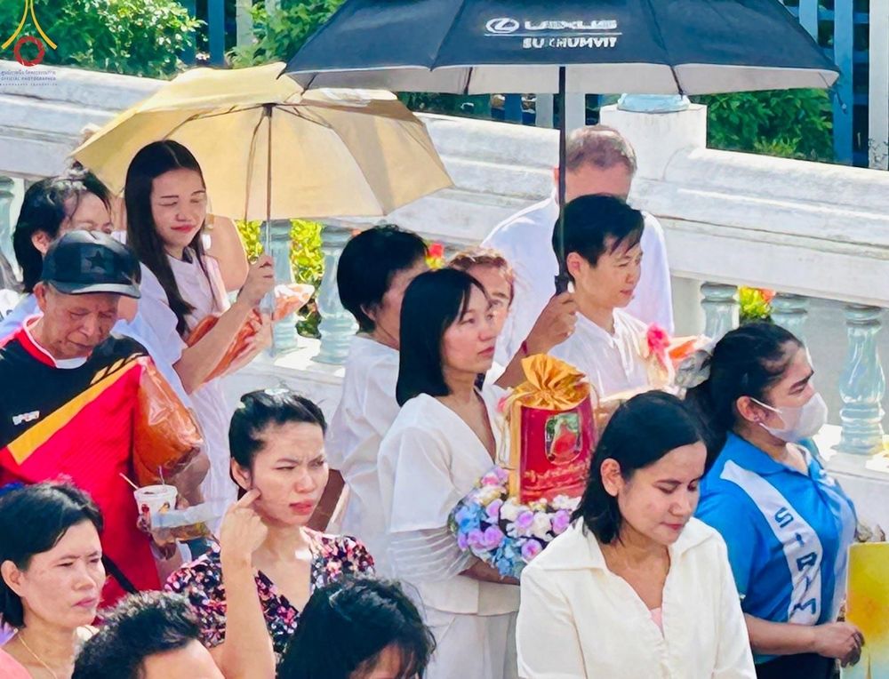 ภาพ No.171272:พิธีทอดกฐิน ณ วัดศิริมงคล จ.สมุทรสาคร ในโครงการกฐินสามัคคีทั่วไทย 30,000 วัด บูชาธรรม 80 ปี หลวงพ่อธัมมชโย โดยคณะศิษยานุศิษย์วัดพระธรรมกาย วันที่ 27 ตุลาคม พ.ศ. 2567