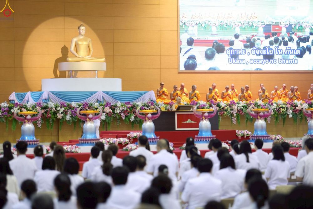 ภาพ No.240602:วันพุธที่ 27 สิงหาคม พ.ศ. 2568 พิธีปฏิบัติธรรมภาคสาย ในวันธรรมชัย ณ วัดพระธรรมกาย จ.ปทุมธานี