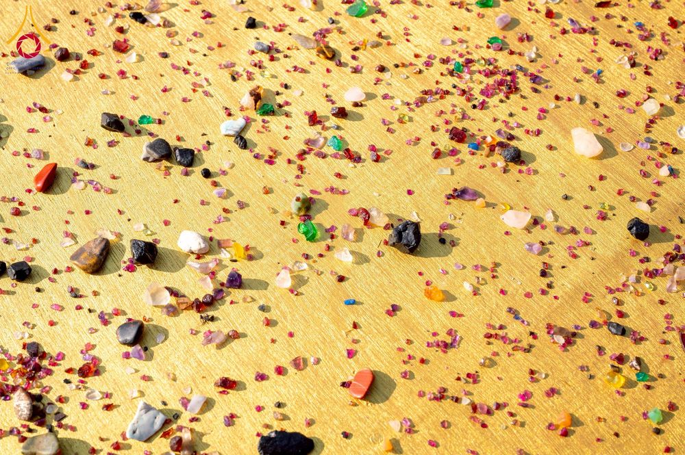 ภาพ No.275038:วันอาทิตย์ที่ 30 พฤศจิกายน พ.ศ. 2568 พิธีตอกเสาเข็ม "สร้างองค์พระเจดีย์เพื่อสร้างสันติภาพโลก" ต้นสุดท้าย ณ ศูนย์ปฏิบัติธรรมระยอง (บ้านช่องลม)