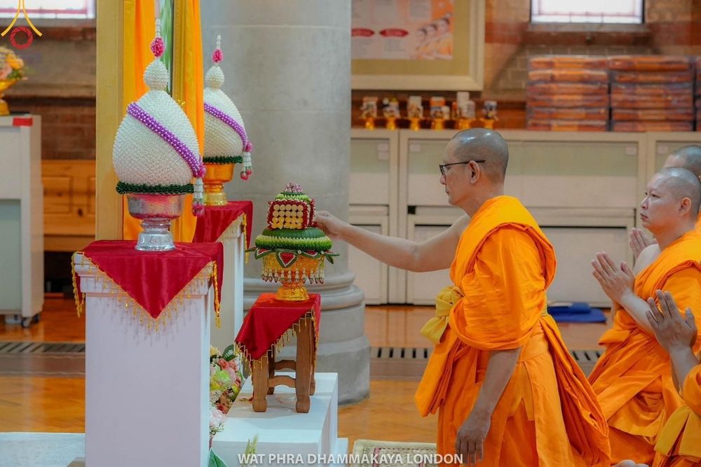 ภาพ No.151545:คณะสงฆ์และสาธุชน วัดพระธรรมกายลอนดอน ได้จัดปฎิบัติธรรมบูชาธรรม 80 ปี หลวงพ่อธัมมชโย เนื่องในวันธรรมชัย ระหว่างวันที่ 24-27 สิงหาคม พ.ศ. 2567