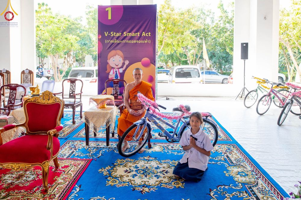 ภาพ No.103738:วันรวมพลังเด็กดี V-Star ผู้นำฟื้นฟูศีลธรรมโลก "รักษ์บวร รักษ์ศีล ๕ จังหวัดปทุมธานี" ปีที่ 5 ปีการศึกษา 2566 ณ วัดสายสุวพรรณ จ.ปทุมธานี วันศุกร์ที่ 22 ธันวาคม พ.ศ. 2566