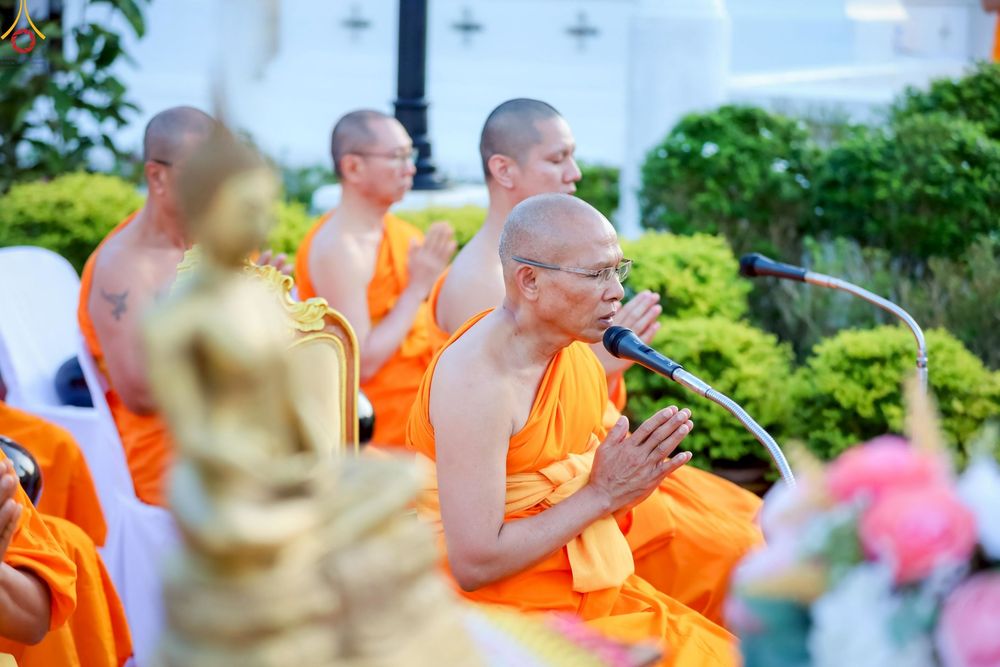 ภาพ No.260240:วันที่ 18 ตุลาคม พ.ศ. 2568 พิธีทอดกฐินสามัคคีทั่วไทย 30,000 วัด โดยคณะศิษยานุศิษย์ บูชาธรรม 81 ปี หลวงพ่อธัมมชโย ณ วัดกิ่วลม ต.บ่อหลวง อ.ฮอด จ.เชียงใหม่