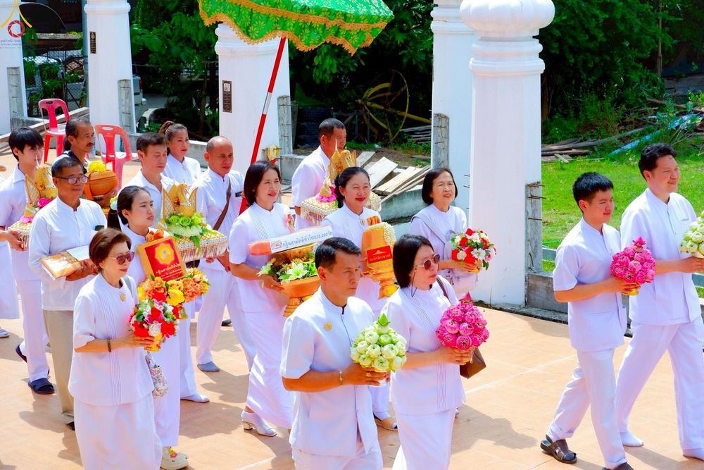 ภาพ No.267362:วันที่ 26 ตุลาคม พ.ศ. 2568 พิธีทอดกฐินสามัคคีทั่วไทย ณ วัดบางภาษี อ.บางเลน จ.นครปฐม โดยคณะศิษยานุศิษย์ บูชาธรรม 81 ปี หลวงพ่อธัมมชโย