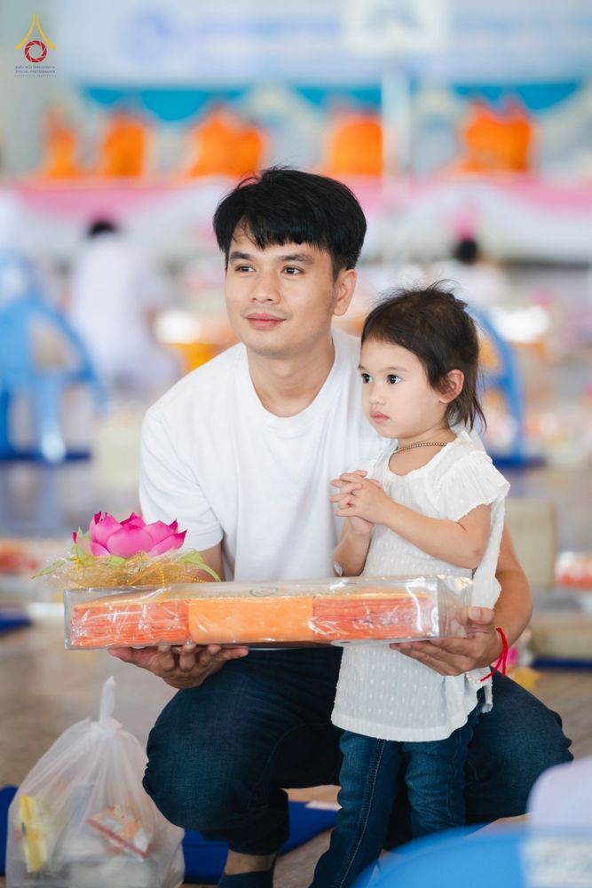 ภาพ No.91107:พิธีร่วมบุญกฐินสัมฤทธิ์ปีที่ 16 และกฐินสมทบวัดกัลยาณมิตรทั้งภายใน และต่างประเทศปีที่ 6 ณ บ้านแก้วเรือนทองคุณยายฯ วัดพระธรรมกาย วันเสาร์ที่ 21 ตุลาคม พ.ศ. 2566